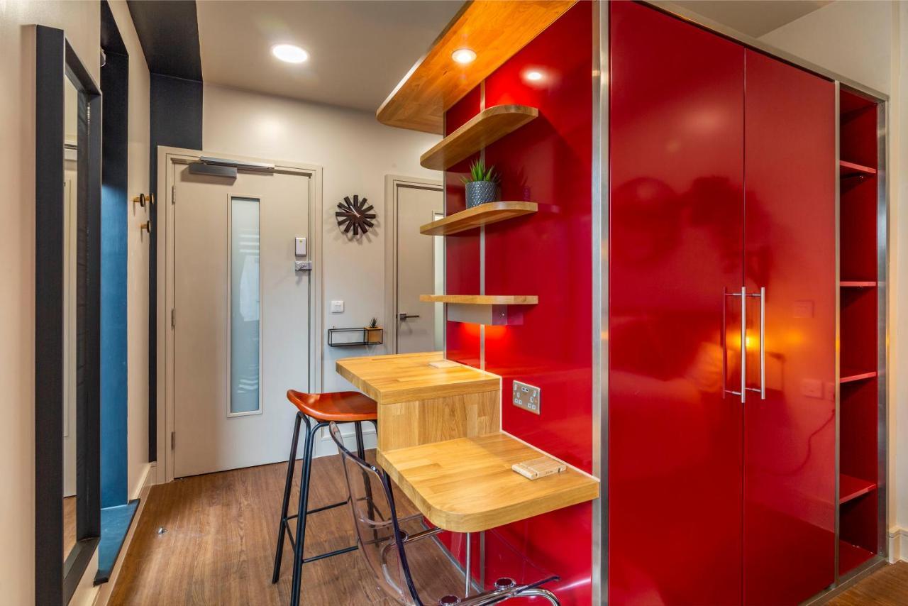 Romantic Getaway Studio Pods Close To City Centre With Free Wifi Дербі Екстер'єр фото